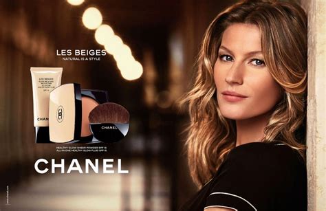 chanel les beiges model